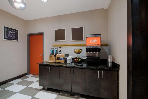 Hampton Inn By Hilton Marshall image 16