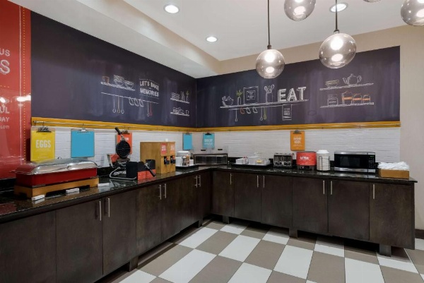 Hampton Inn By Hilton Marshall image 17