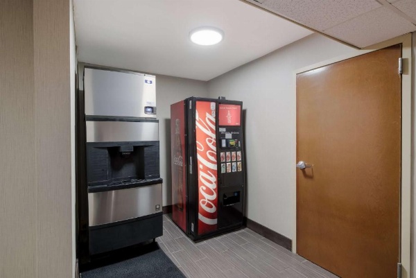 Hampton Inn By Hilton Marshall image 20