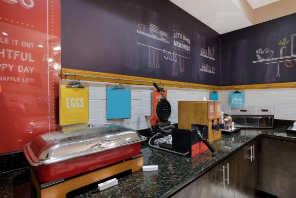 Hampton Inn By Hilton Marshall image 9